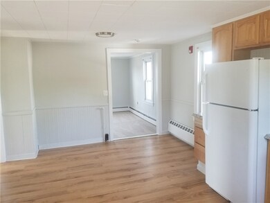 77 Oak St, Westerly, RI 02891 - photo 2
