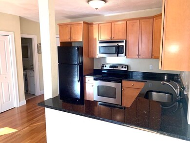 219 Dexter Ave unit 4, Watertown, MA 02472 - photo 2