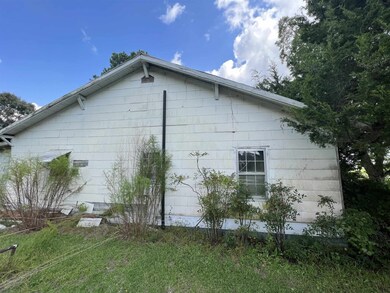 2020 Lassiter Rd, Four Oaks, NC 27524 - photo 5