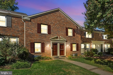 5824 Rexford Dr unit 731, Springfield, VA 22152 - photo 2