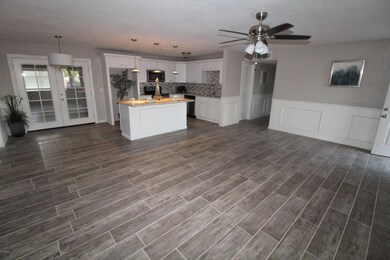 Open Kitchen