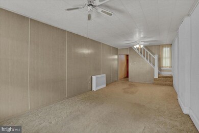 222 Linden St, Reading, PA 19604 - photo 3