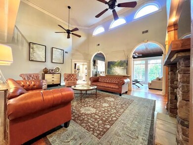 8familyrmPhoto Nov 22 2024, 3 49 03 PM