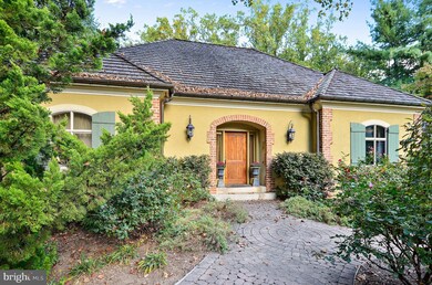 4015 N Randolph St, Arlington, VA 22207 - photo 2