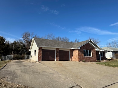 3315 N Ridgecrest Dr, Columbia, MO 65202 - photo 2