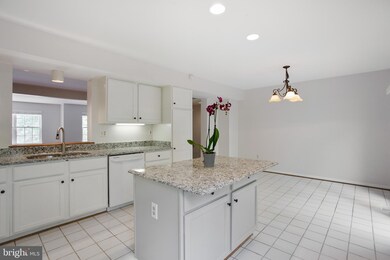 5204 Winding Star Cir, Columbia, MD 21044 - photo 4