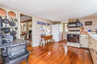 647 2nd New Hampshire Turnpike N, Francestown, NH 03043 - photo 4