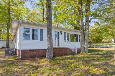 743 Sherwood Ave, Asheboro, NC 27205 - photo 4