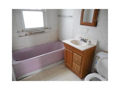 Full Bath.