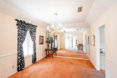 Formal Dining