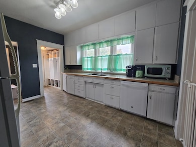 400 Fairview St, Barrett, MN 56311 - photo 4