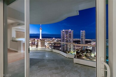 EXTRA LARGE VIEW DECKS FOR ADDED LIVING AND ENTERT