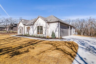 1034 Alex Dr, Springtown, TX 76082 - photo 3