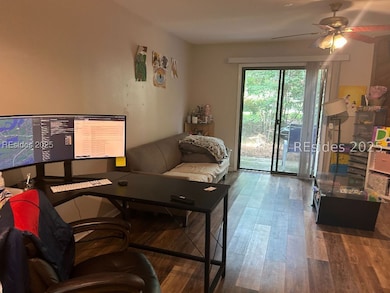 96 Mathews Dr unit 223, Hilton Head Island, SC 29926 - photo 5