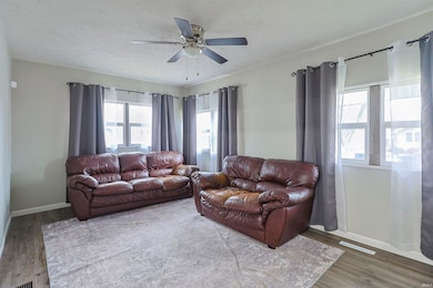 930 S 34th St, South Bend, IN 46615 - photo 5