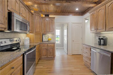 1507 Ensley Cir, Raymore, MO 64083 - photo 4