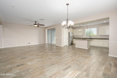 15719 W Laurel Ln, Surprise, AZ 85379 - photo 2