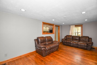 22 Carleton Rd, Rochdale, MA 01542 - photo 5
