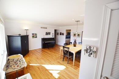 Living/Dining 1