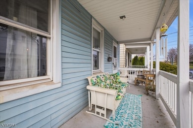 451 Pursel St, Phillipsburg, NJ 08865 - photo 3