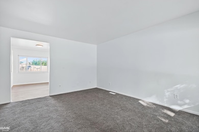 1811 23rd St, Port Huron, MI 48060 - photo 6