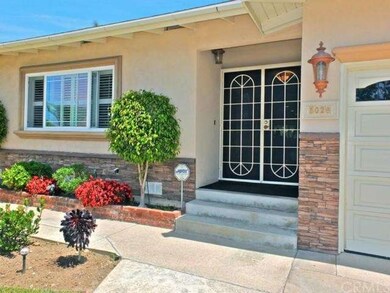 Great curb appeal!