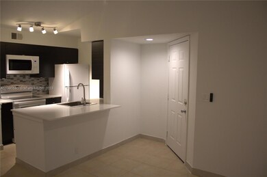 2826 S University Dr unit 3203, Davie, FL 33328 - photo 5