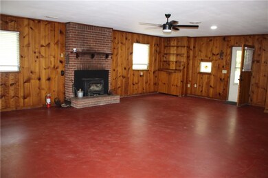 749 W Cato Springs Rd, Fayetteville, AR 72701 - photo 3