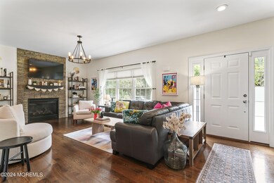 Living Room With Gas Fireplace