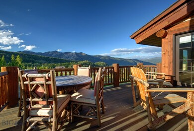 17 Nighthawk - View from main level deck off dinin