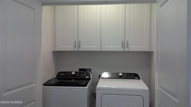 1560B Lot 105 Laundry