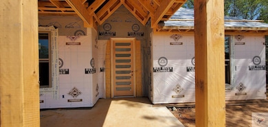 1052 Brown Dr, Wake Village, TX 75501 - photo 2