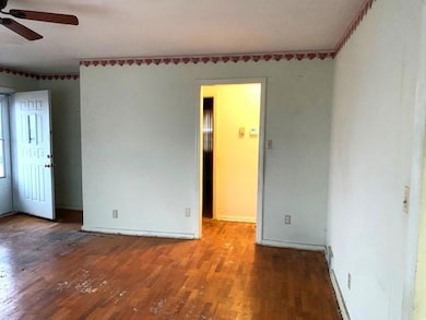 2520 N 35th St, Saint Joseph, MO 64506 - photo 7