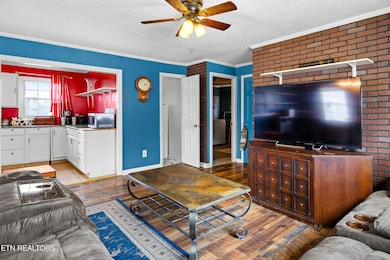 Living Room/Kitchen