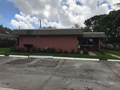 2710 NW 26th St unit 3, Fort Lauderdale, FL 33311 - photo 4