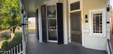607 State St, Natchez, MS 39120 - photo 2