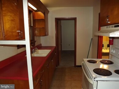 1 W Clayton Ave unit 1, Clayton, NJ 08312 - photo 4