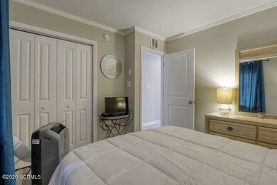 2196 New River Inlet Rd 166-small-004-00