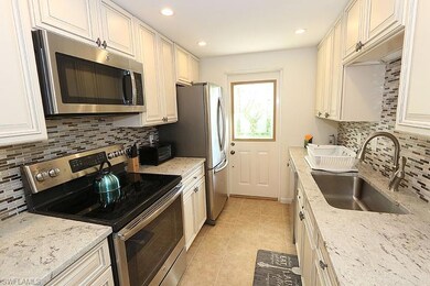 820 Ketch Dr unit 2, Naples, FL 34103 - photo 6