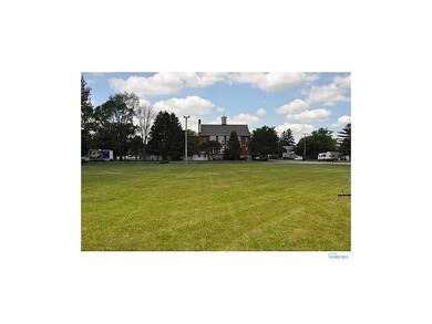 Land/Lot.