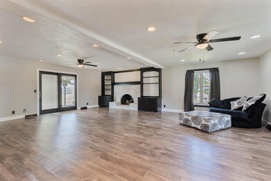 Living room 1