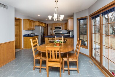 informal dining