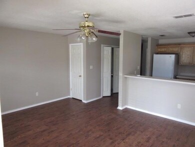 4526 Cole Dr, Abilene, TX 79606 - photo 2