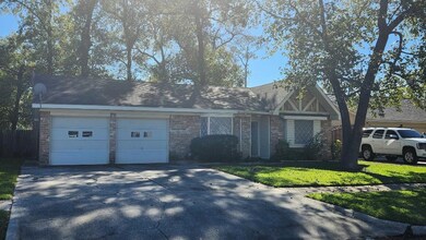 14330 Hollypark Dr, Houston, TX 77015 - photo 2