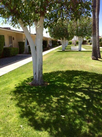 10903 W Santa fe Dr unit 15B, Sun City, AZ 85351 - photo 2