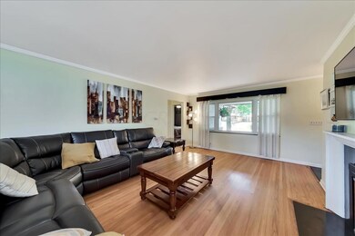 Living room 2