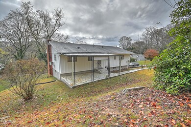 1091 Long Cres DB-5