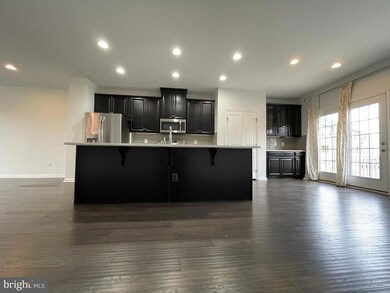 18055 Red Mulberry Rd, Dumfries, VA 22026 - photo 2