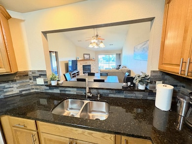 4864 S Forest Ridge Dr unit 25, New Berlin, WI 53151 - photo 4