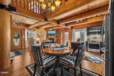 1347 Zachary Thomas Ln, Sevierville, TN 37876 - photo 7